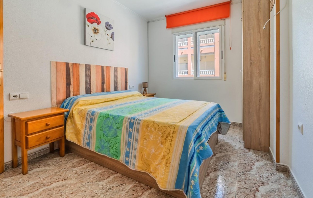 Resale - Wohnung - Torrevieja - Estacion de autobuses