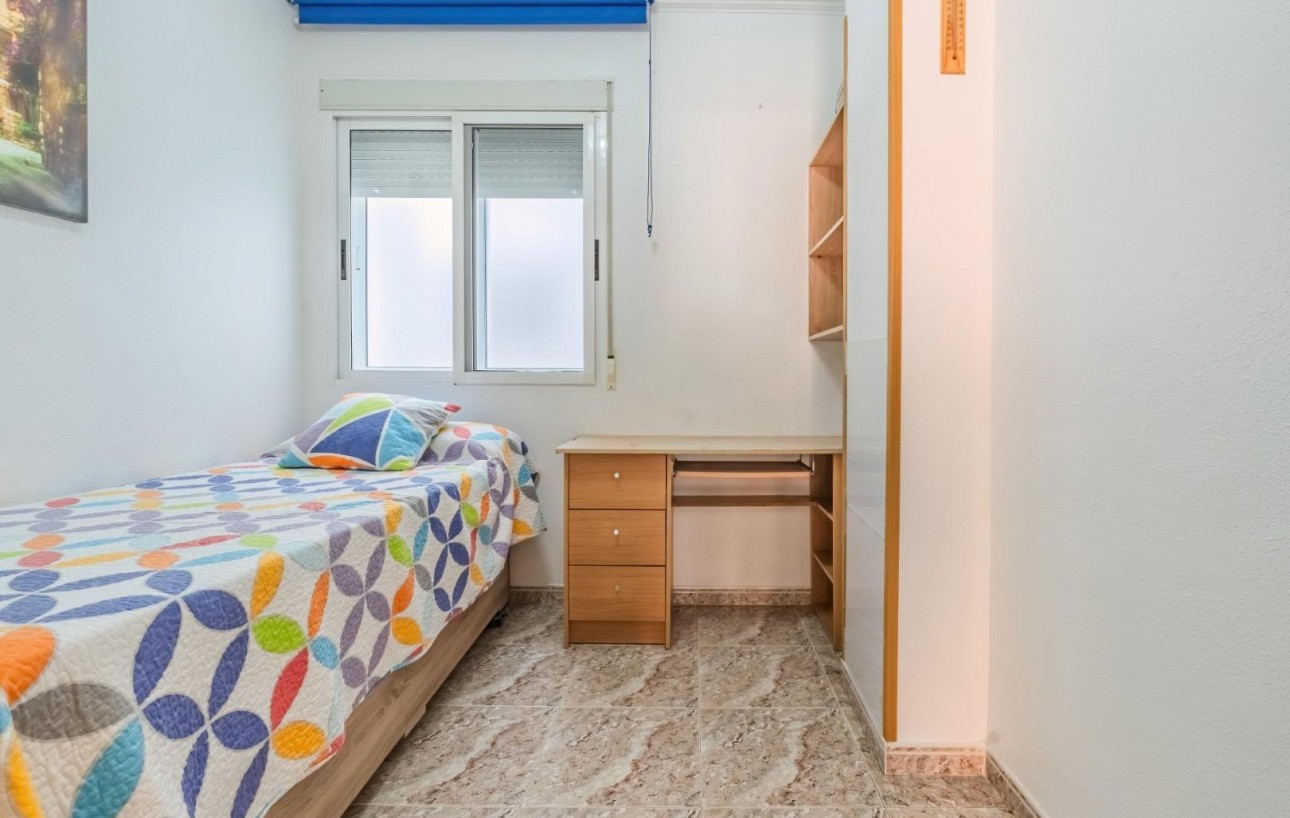 Resale - Wohnung - Torrevieja - Estacion de autobuses