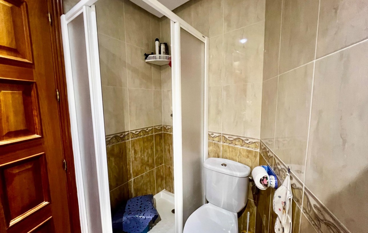 Resale - Lägenhet - Torrevieja - Acequion