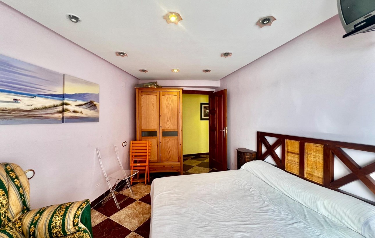 Resale - Lägenhet - Torrevieja - Acequion