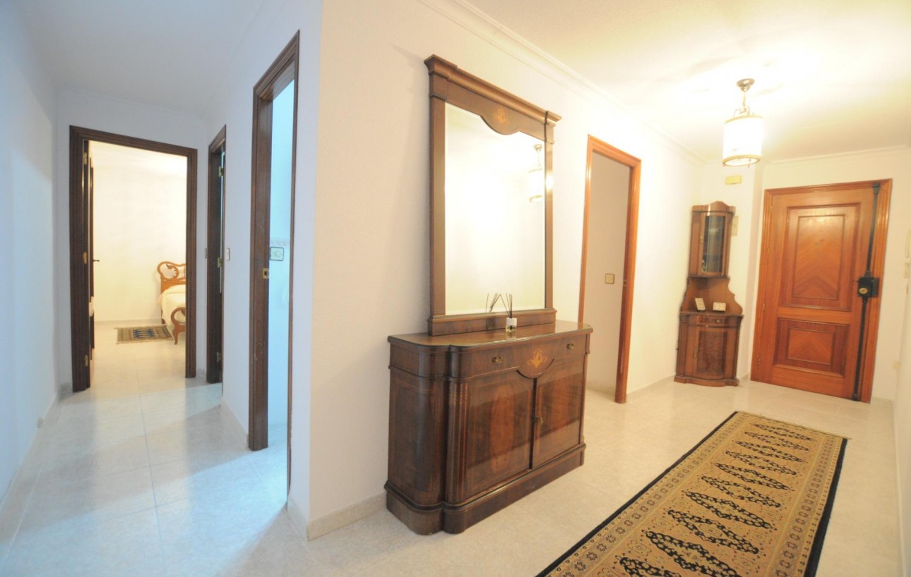 Venta - Piso - Torrevieja - Centro