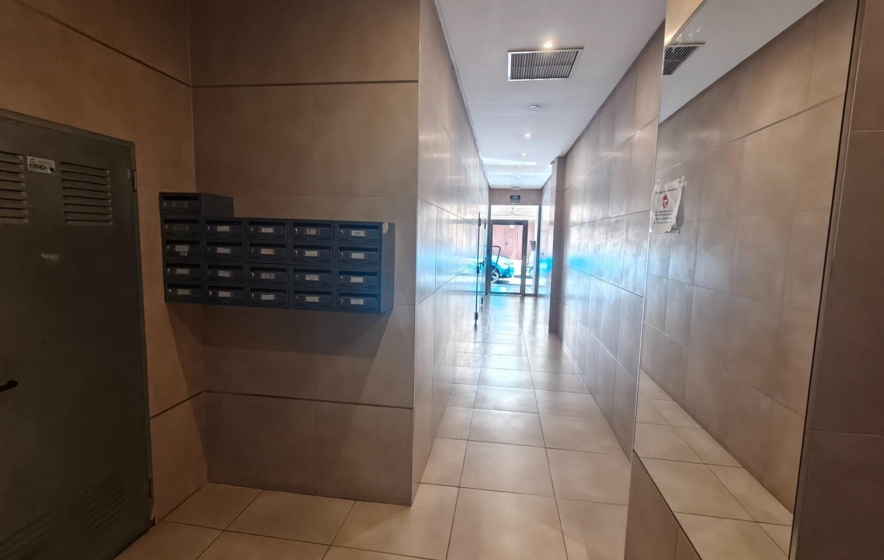 Venta - Apartamento - Torrevieja - Centro