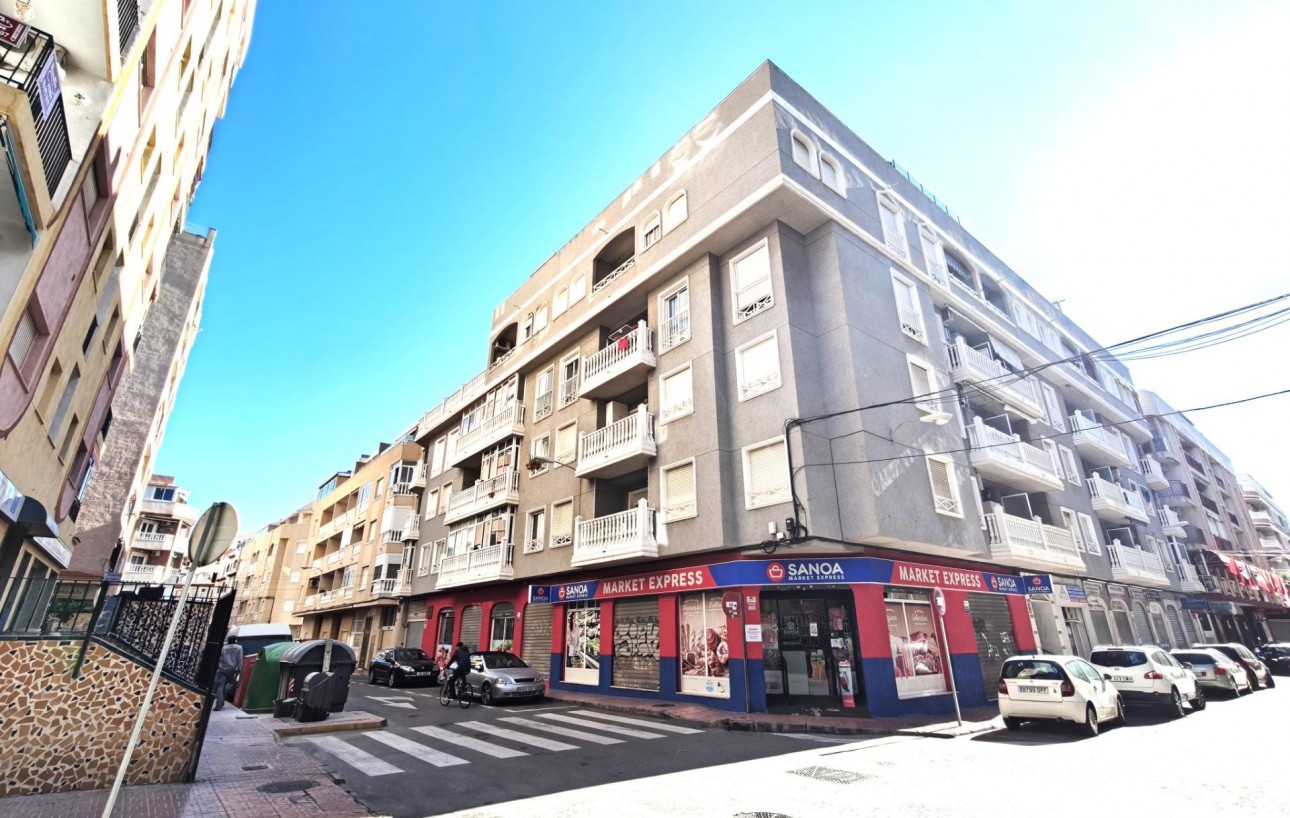 Resale - Wohnung - Torrevieja - Playa del cura