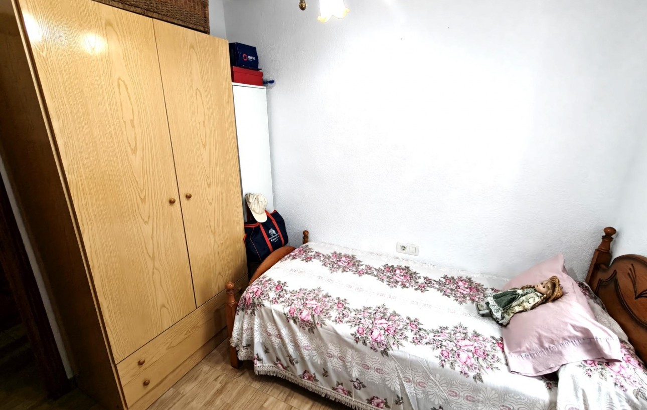 Resale - Wohnung - Torrevieja - Playa del cura