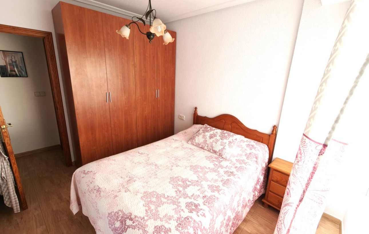 Resale - Wohnung - Torrevieja - Playa del cura