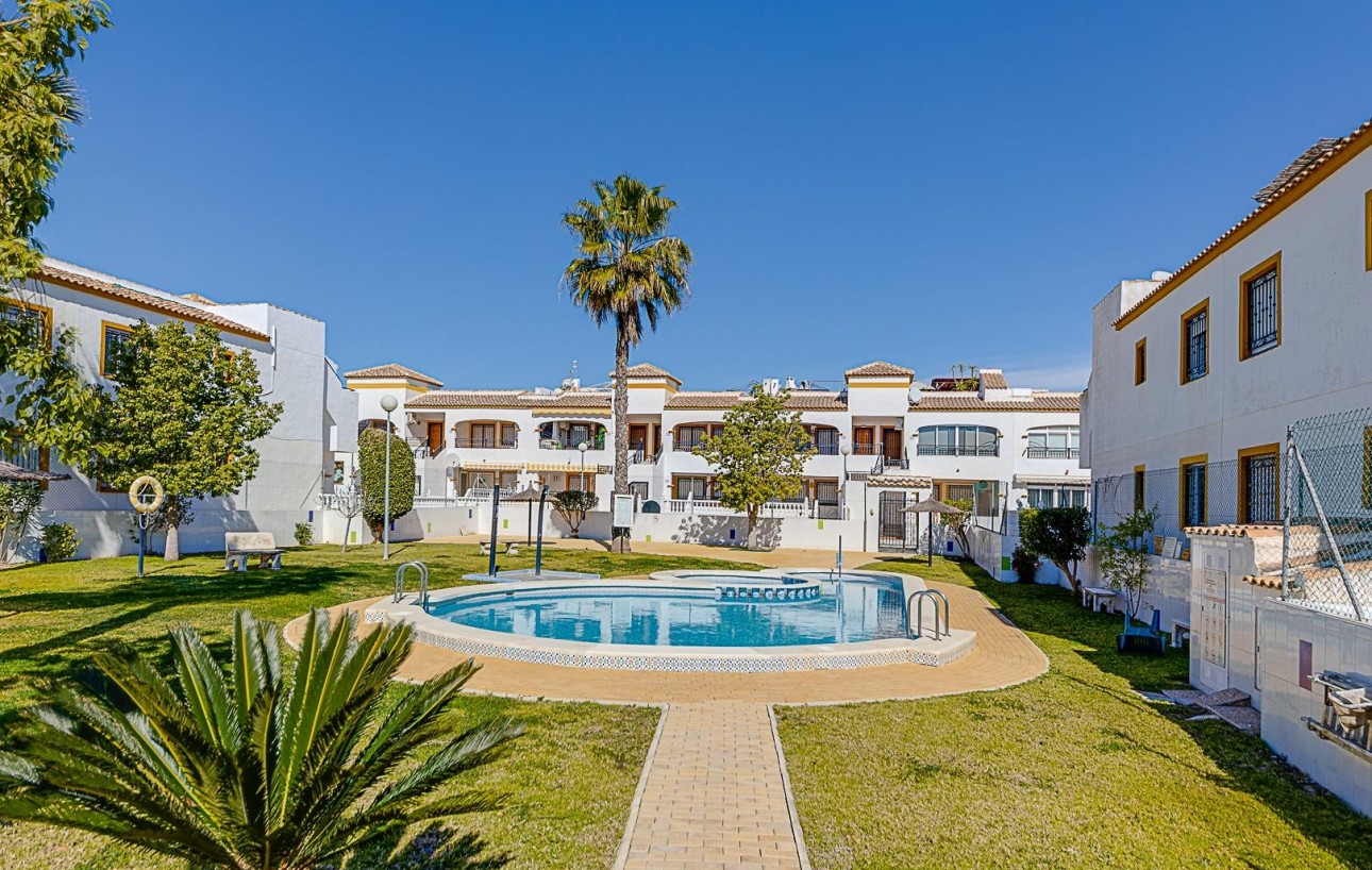 Venta - Bungalow Planta Baja - Los Montesinos - Entre Naranjos / Vistabella Golf