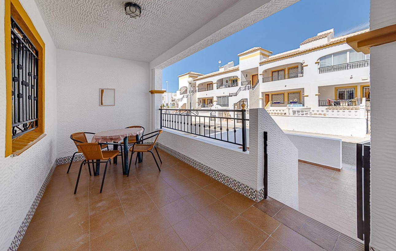 Venta - Bungalow Planta Baja - Los Montesinos - Entre Naranjos / Vistabella Golf
