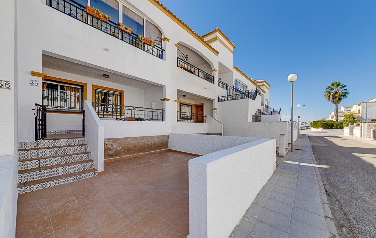 Venta - Bungalow Planta Baja - Los Montesinos - Entre Naranjos / Vistabella Golf