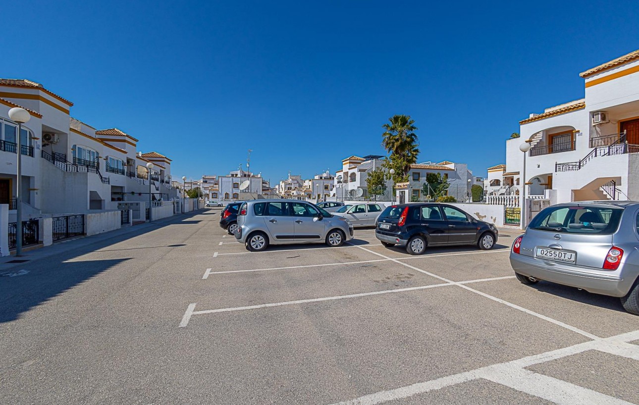 Venta - Bungalow Planta Baja - Los Montesinos - Entre Naranjos / Vistabella Golf