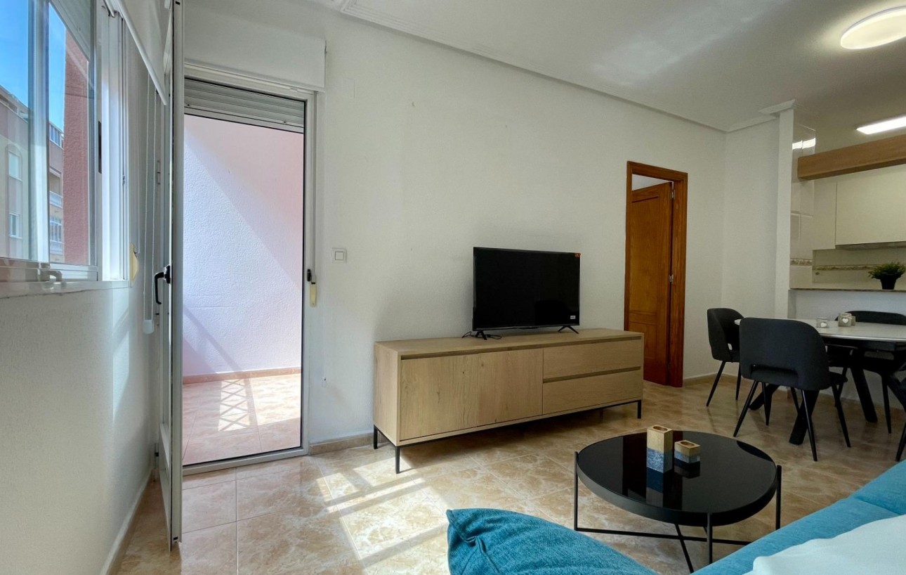 Resale - Piso - Torrevieja - Centro