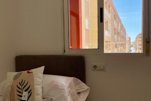 Resale - Piso - Torrevieja - Centro
