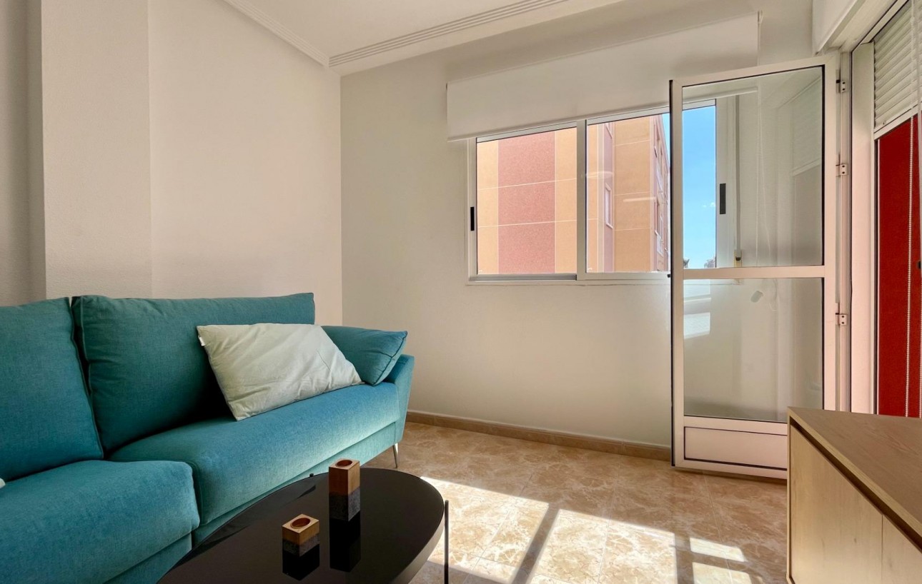 Resale - Piso - Torrevieja - Centro