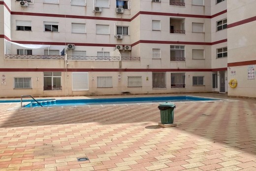 Resale - Piso - Torrevieja - Centro