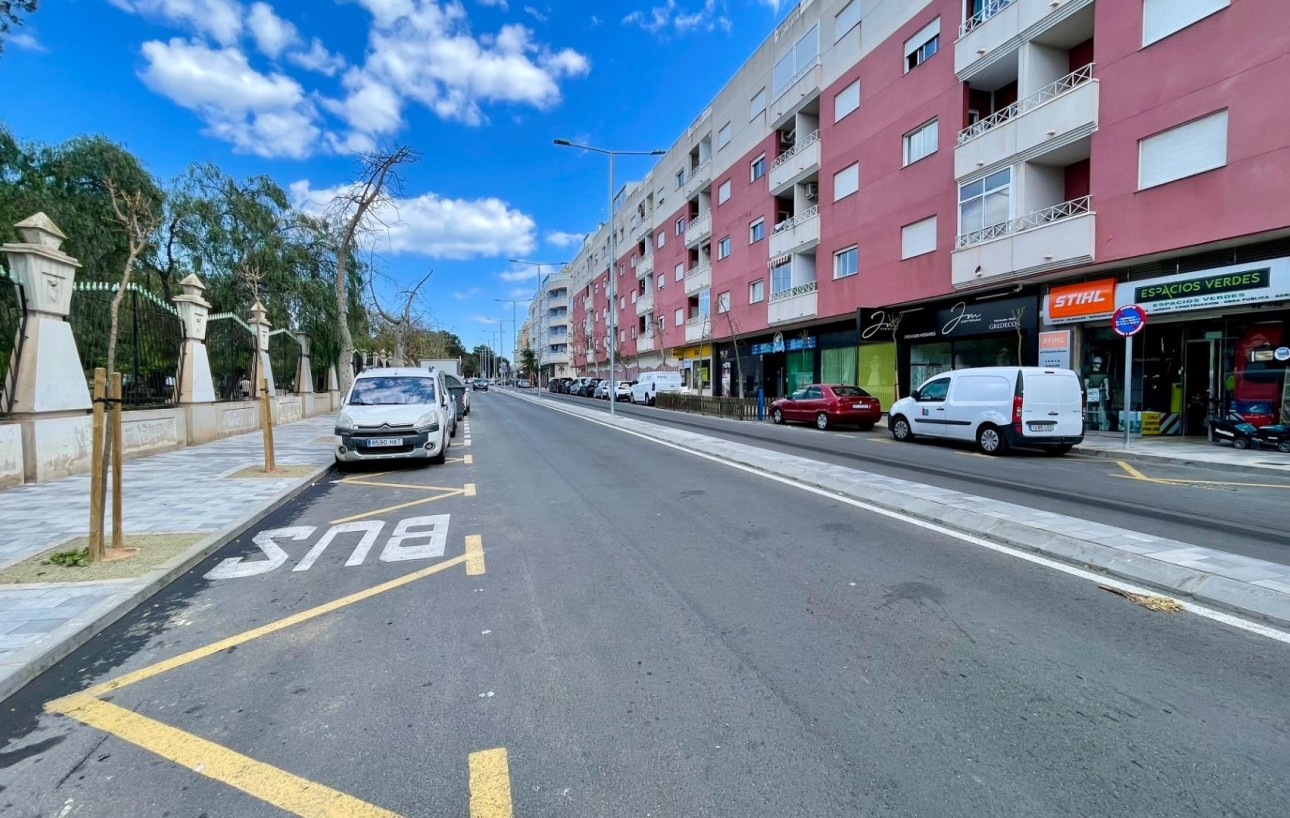 Resale - Piso - Torrevieja - Centro