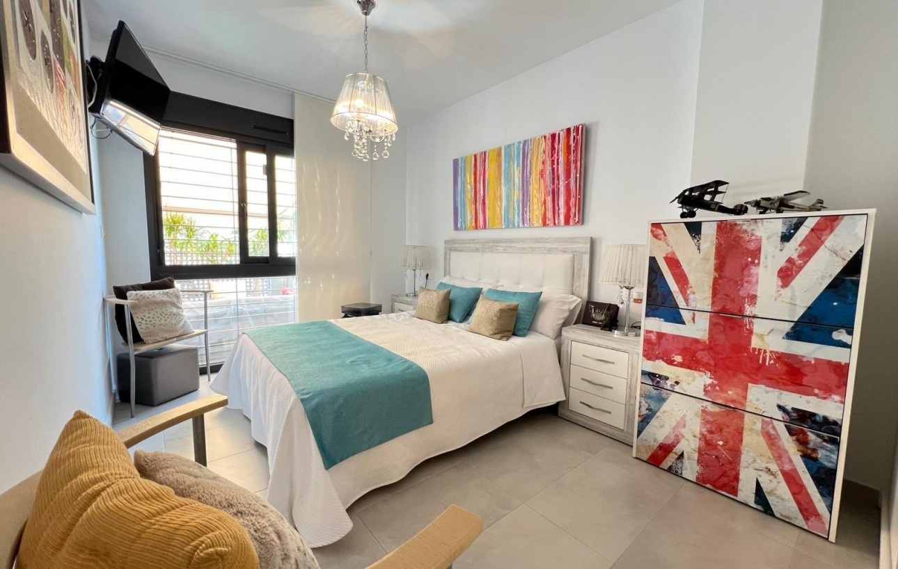 Venta - Bungalow Planta Baja - Pilar de la Horadada - Pueblo Latino