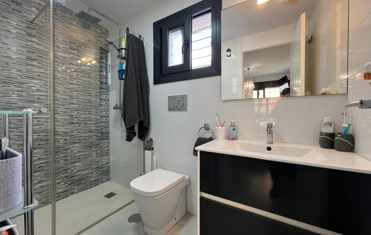 Venta - Bungalow Planta Baja - Pilar de la Horadada - Pueblo Latino