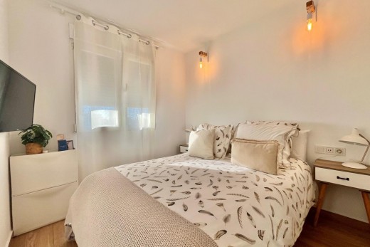 Resale - Lägenhet - Torrevieja - Calas blanca