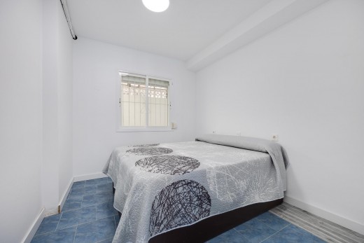 Venta - Bungalow Planta Baja - Torrevieja - Playa de los Naufragos