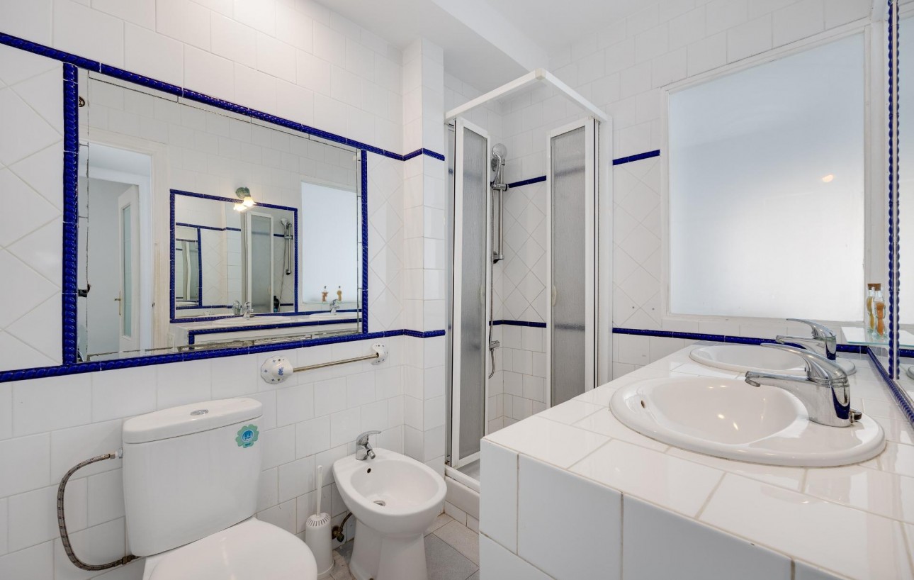 Venta - Bungalow Planta Baja - Torrevieja - Playa de los Naufragos