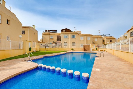 Venta - Bungalow Planta Alta - Torrevieja - Aguas Nuevas