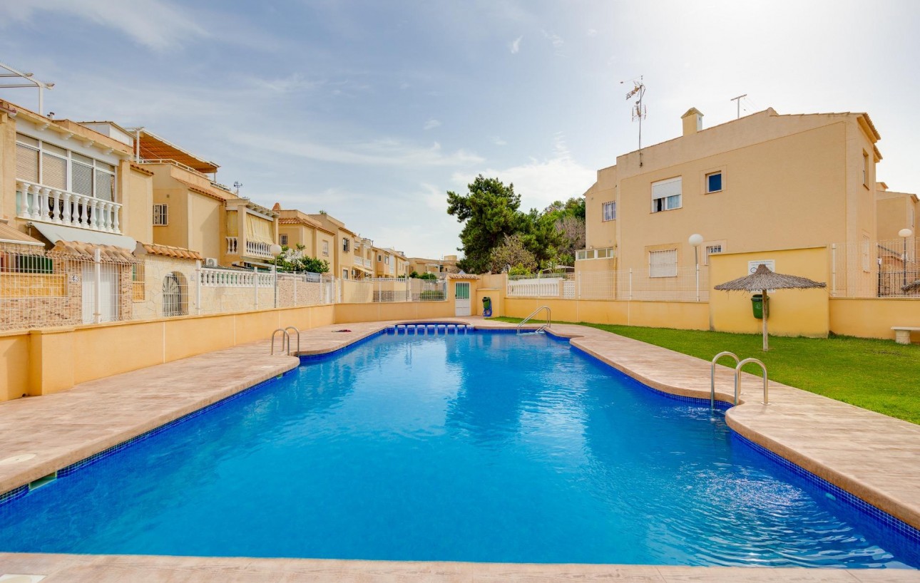 Venta - Bungalow Planta Alta - Torrevieja - Aguas Nuevas