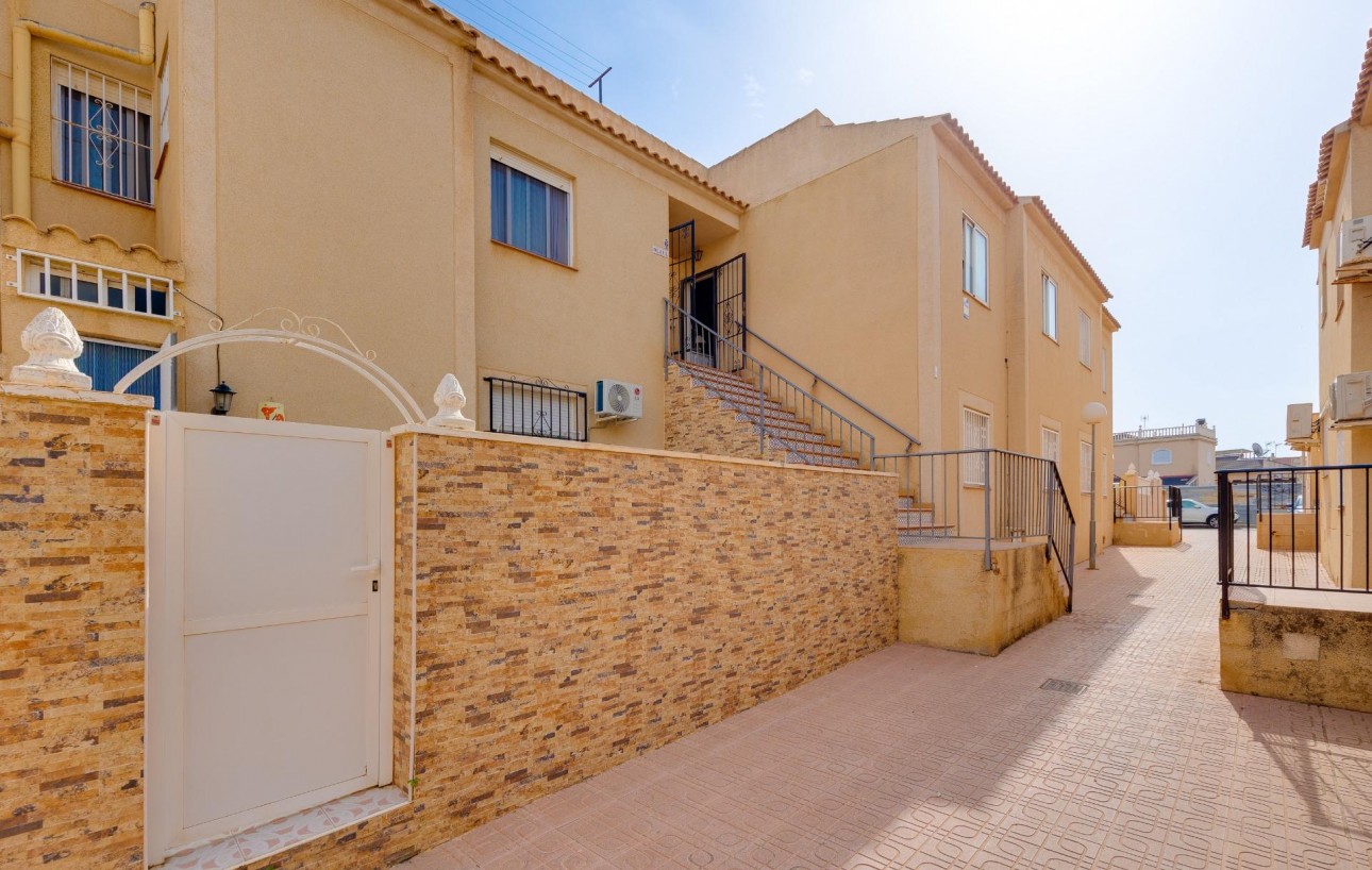 Venta - Bungalow Planta Alta - Torrevieja - Aguas Nuevas