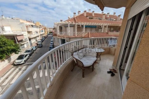 Sale - Apartment - Torrevieja - Playa de los locos