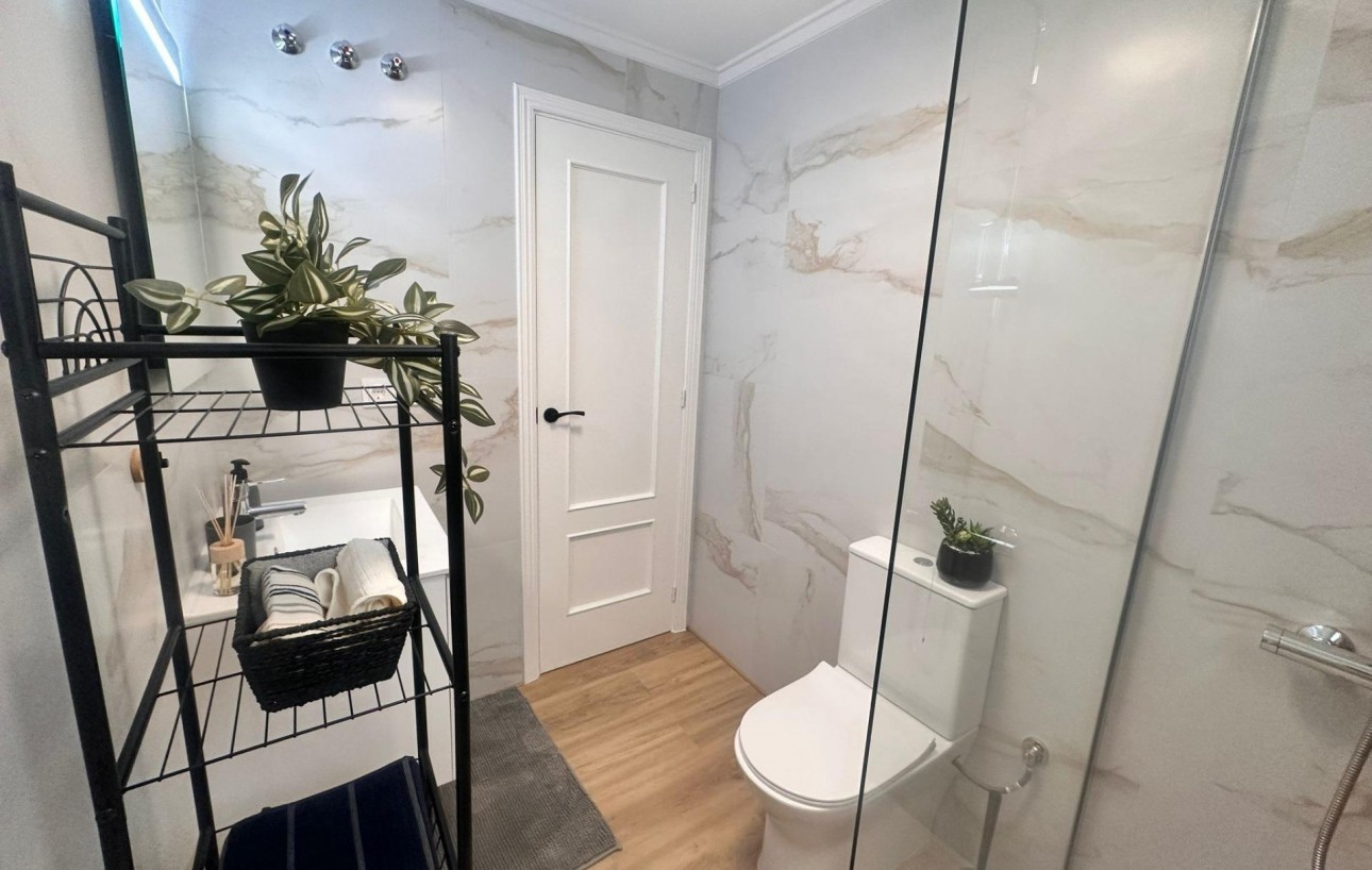 Revente - Appartement - Torrevieja - Centro