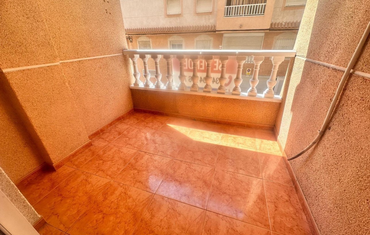 Revente - Appartement - Torrevieja - Centro