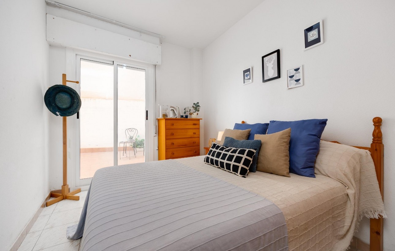 Venta - Apartamento - Torrevieja - Estacion de autobuses