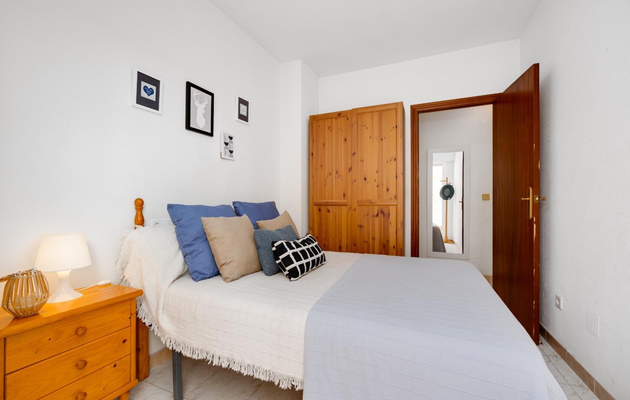 Venta - Apartamento - Torrevieja - Estacion de autobuses