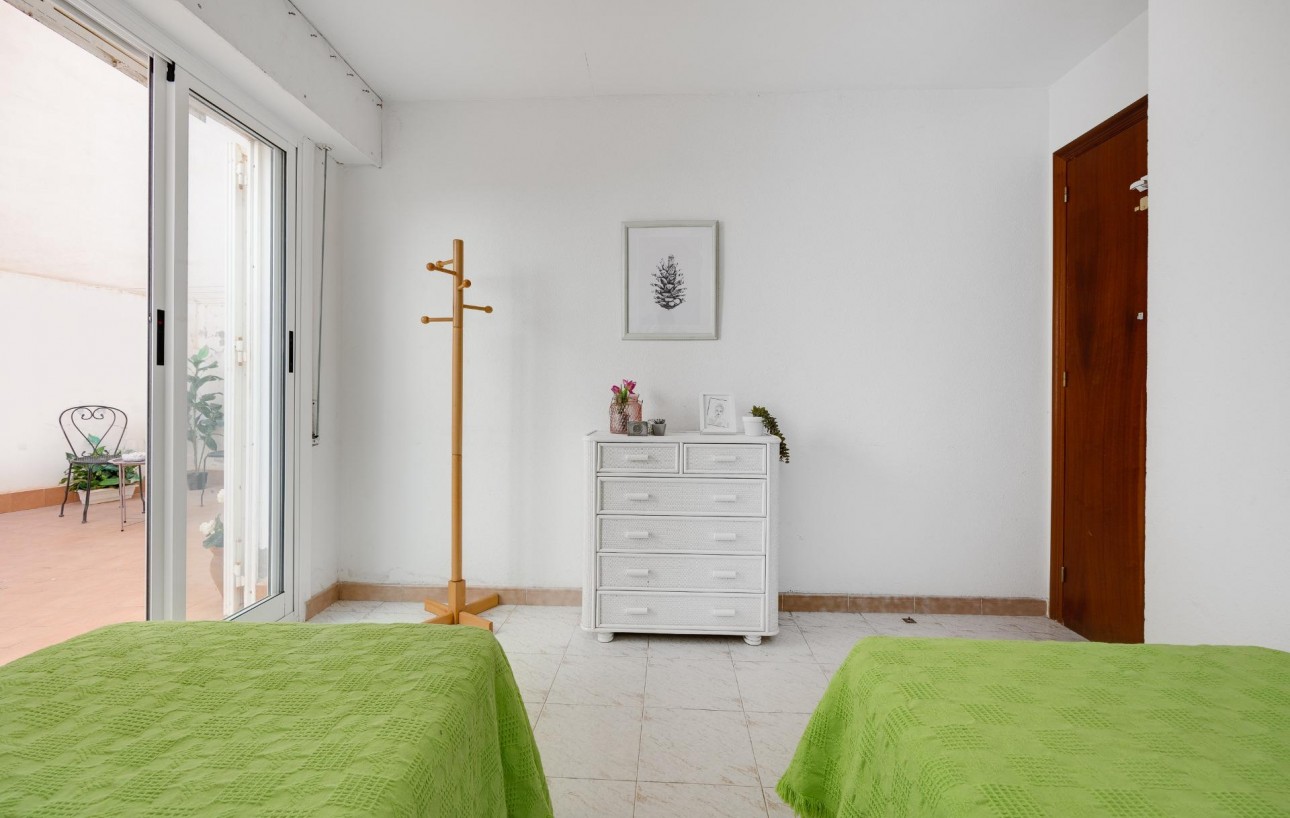 Venta - Apartamento - Torrevieja - Estacion de autobuses