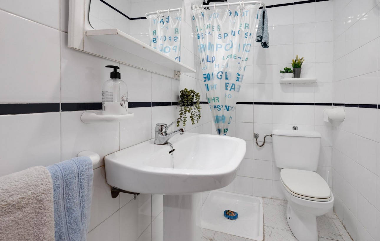 Venta - Apartamento - Torrevieja - Estacion de autobuses