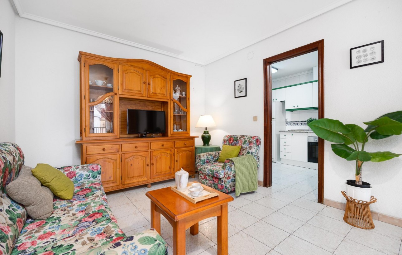Venta - Apartamento - Torrevieja - Estacion de autobuses