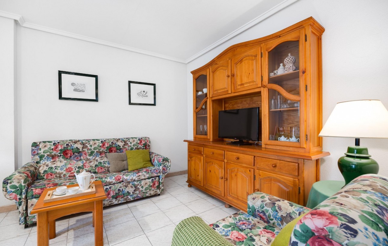 Venta - Apartamento - Torrevieja - Estacion de autobuses