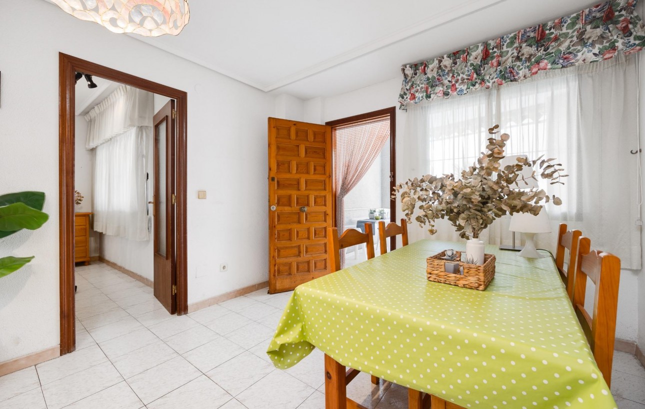 Venta - Apartamento - Torrevieja - Estacion de autobuses