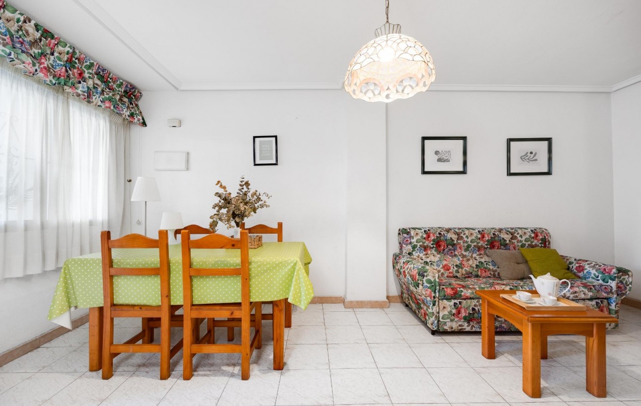 Venta - Apartamento - Torrevieja - Estacion de autobuses
