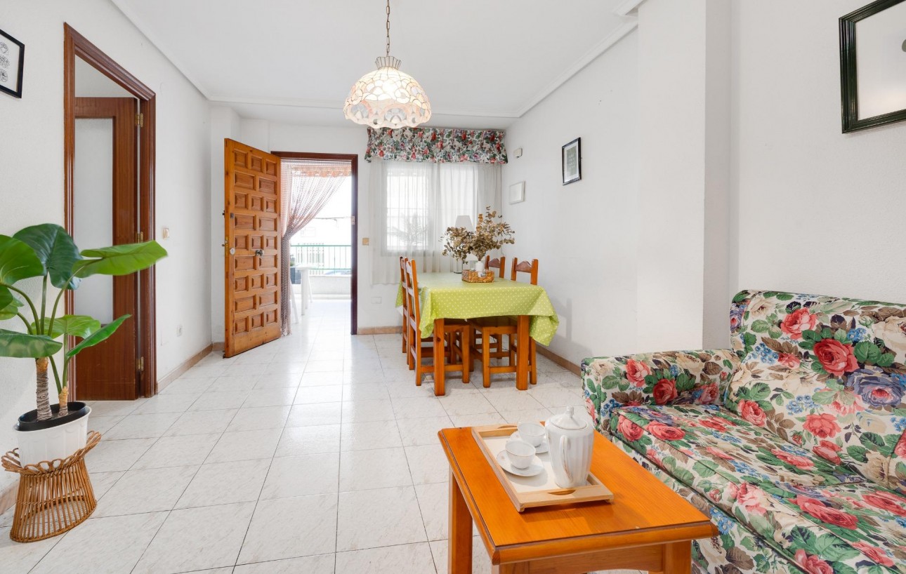 Venta - Apartamento - Torrevieja - Estacion de autobuses