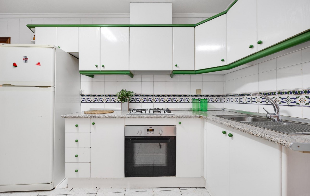 Venta - Apartamento - Torrevieja - Estacion de autobuses