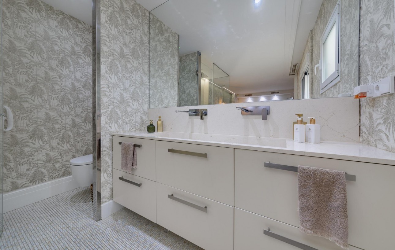 Venta - Apartamento - Torrevieja - Playa del cura