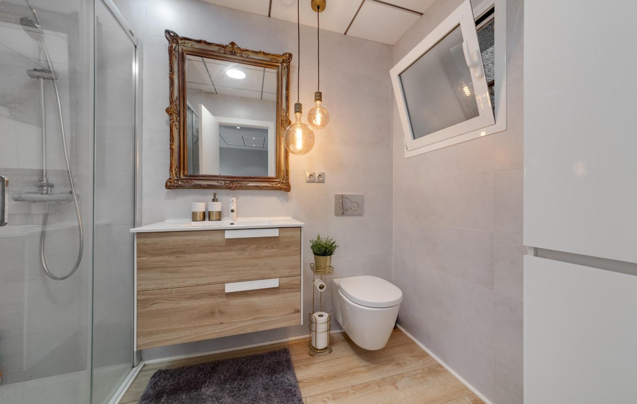 Venta - Apartamento - Torrevieja - Playa del cura
