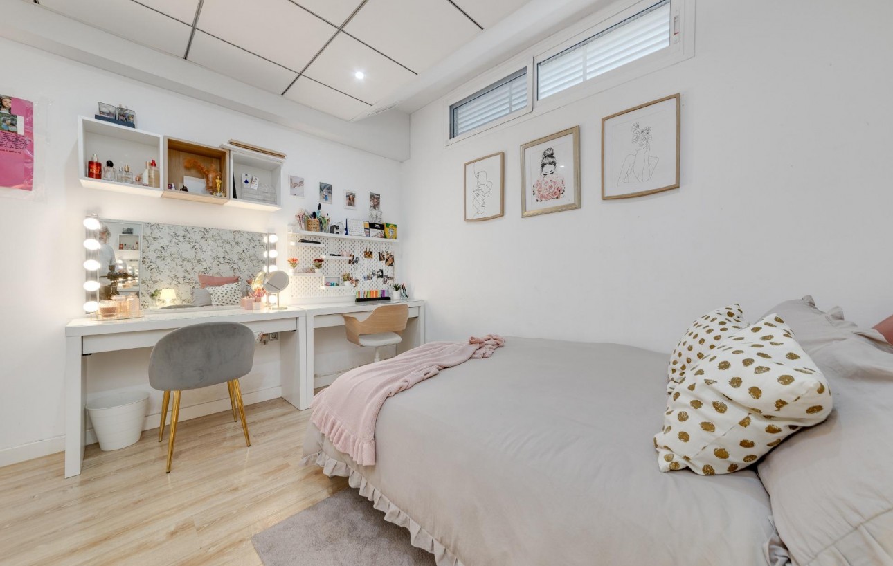 Venta - Apartamento - Torrevieja - Playa del cura