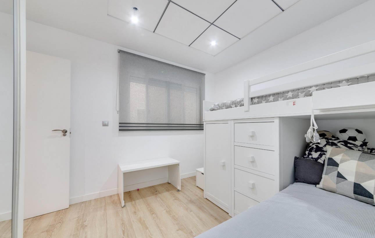 Venta - Apartamento - Torrevieja - Playa del cura