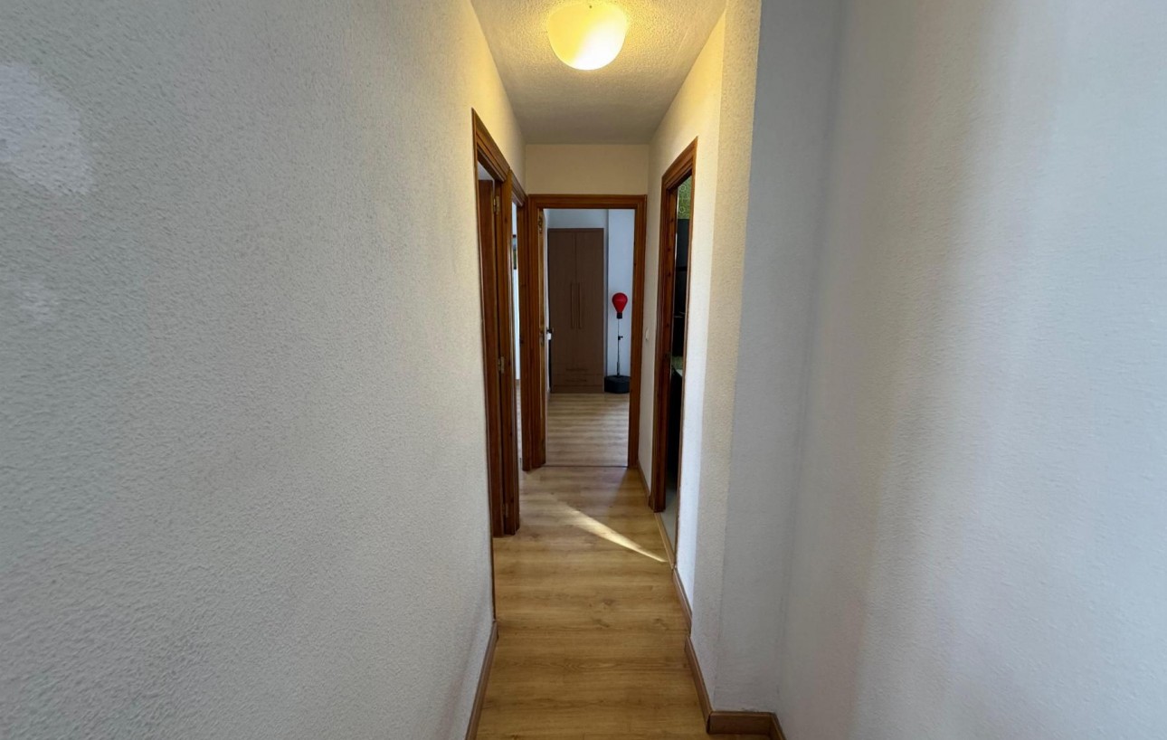 Resale - Wohnung - Torrevieja - Acequion