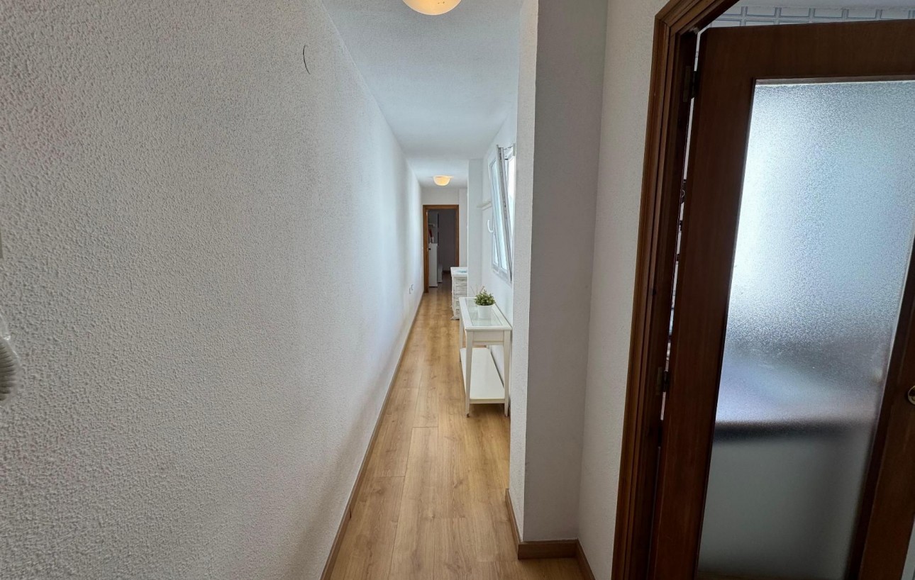 Resale - Wohnung - Torrevieja - Acequion