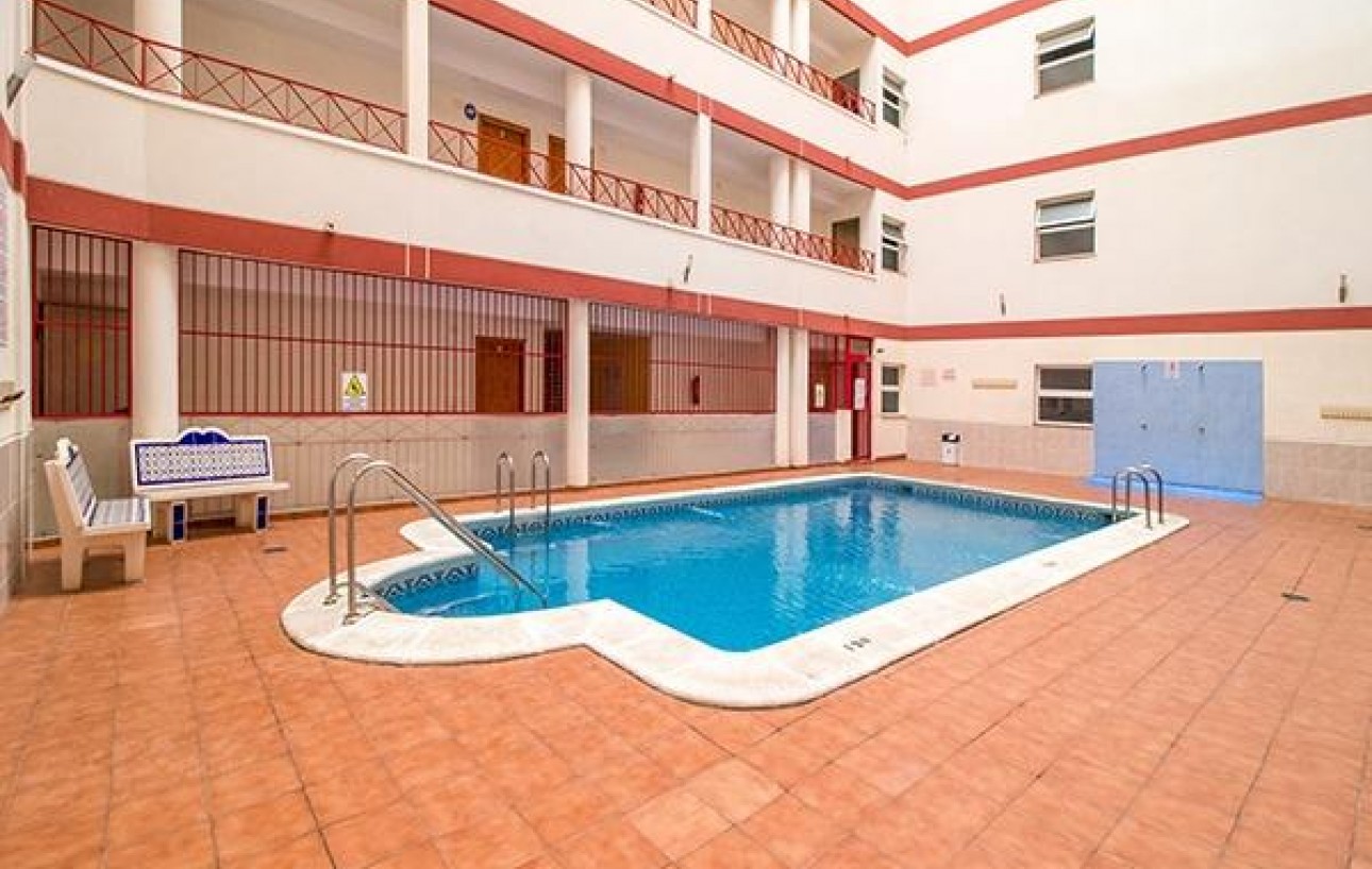 Resale - Lägenhet - Torrevieja - Parque las naciones