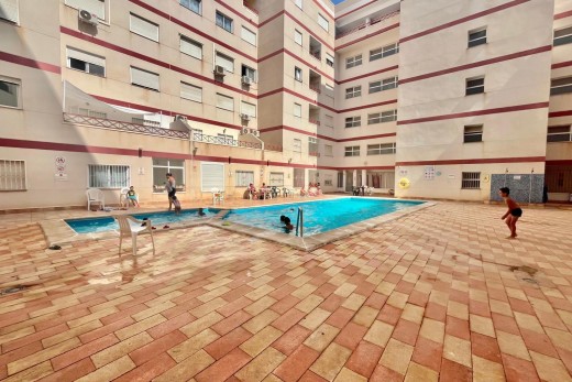 Resale - Lägenhet - Torrevieja - Centro