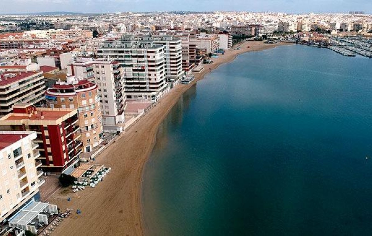 Resale - Lägenhet - Torrevieja - Centro