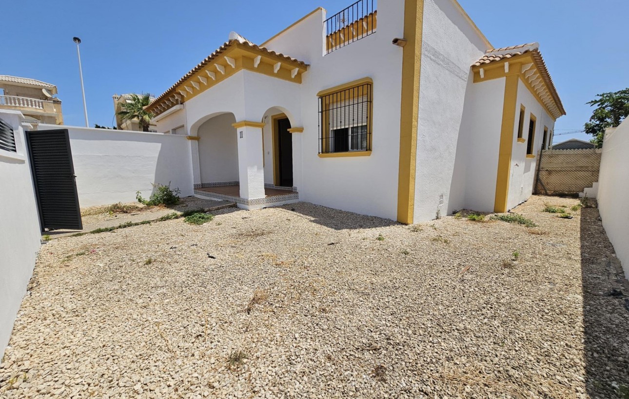 Resale - Radhus - Torrevieja - Aguas Nuevas
