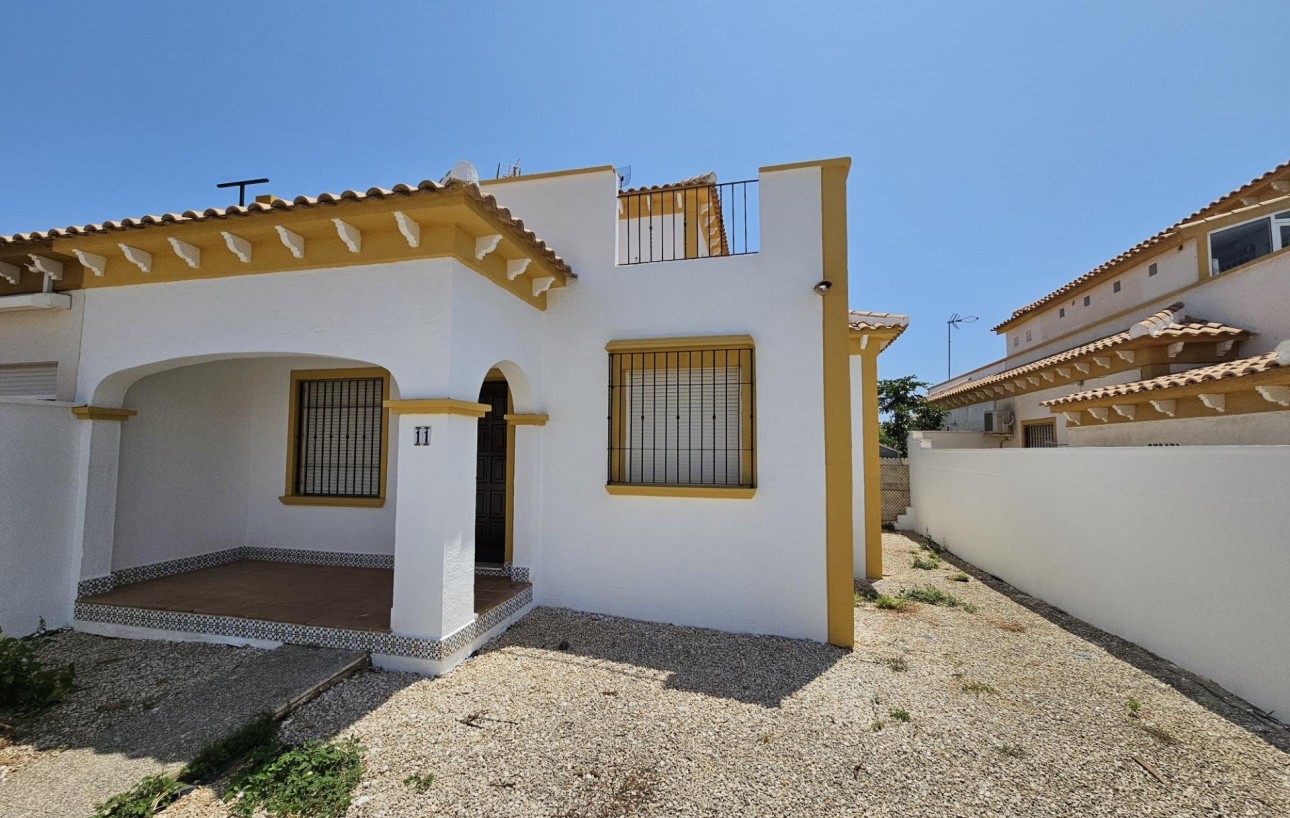 Resale - Radhus - Torrevieja - Aguas Nuevas